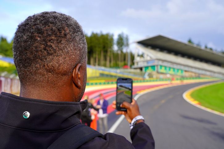 Large Nontransparent F1E Belgium 2023 Track Tour 3