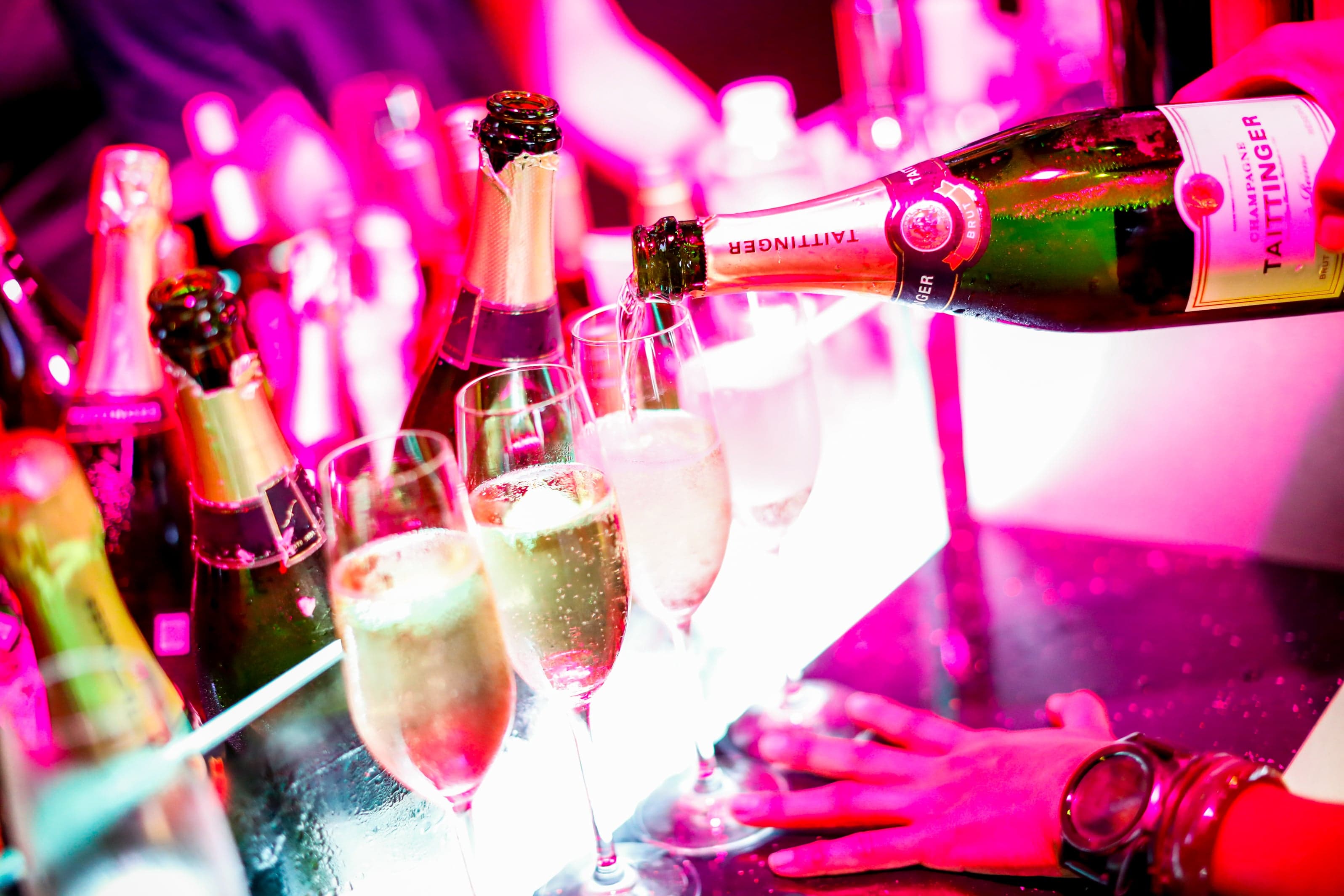 treat-your-guests-to-a-5-star-hospitality-experience-at-the-sky-suites-min-opt.jpg